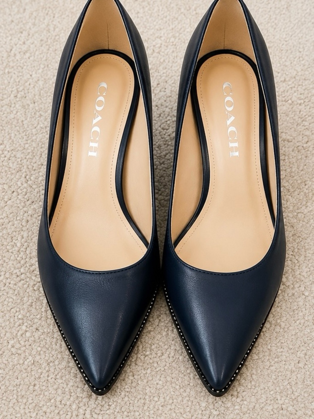 Coach Navy Leather Pointed-Toe Pumps – Size 6.5B